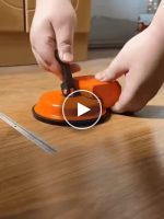 Čvrst alat za popravak spojeva na podu – video