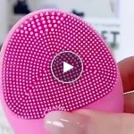 Kist za masažu i čišćenje lica – video