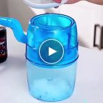 Ručni drobilica leda s praktičnom posudom (1,1 litre) – video